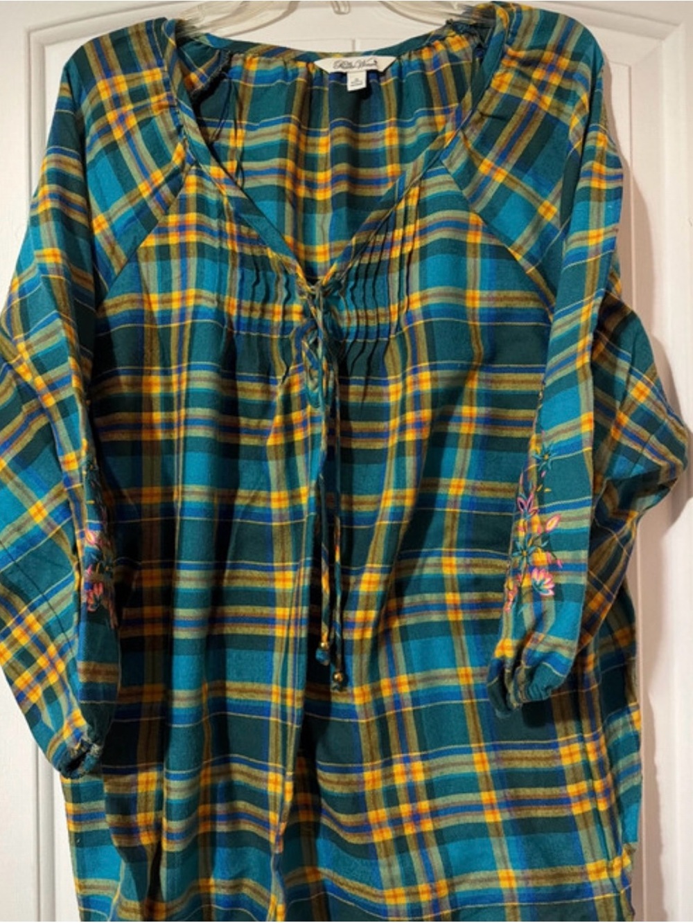 Pioneer Woman Plaid Tie-Front Top with Floral Embroidery - Teal & Yellow